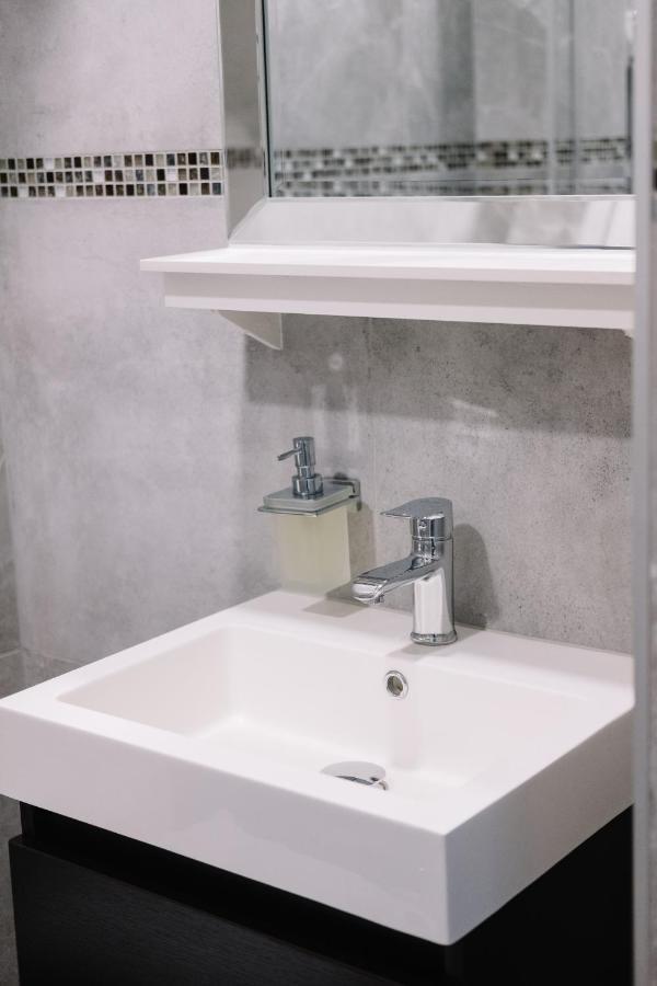 Bohema Hotel Telšiai Екстериор снимка