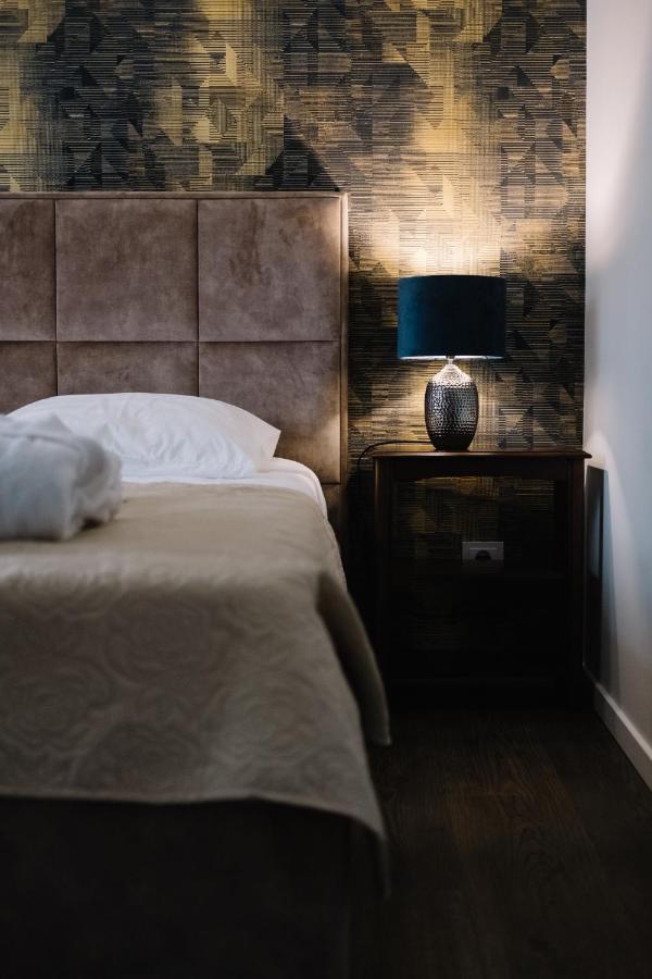 Bohema Hotel Telšiai Екстериор снимка