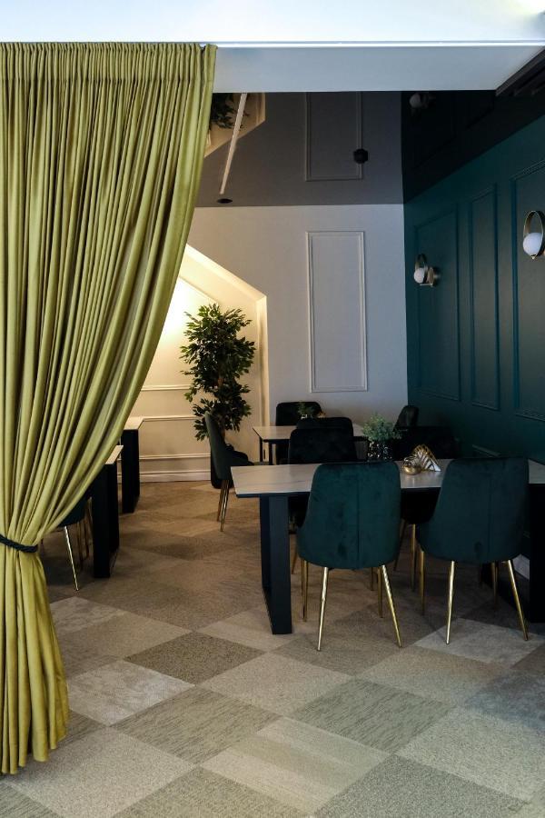Bohema Hotel Telšiai Екстериор снимка