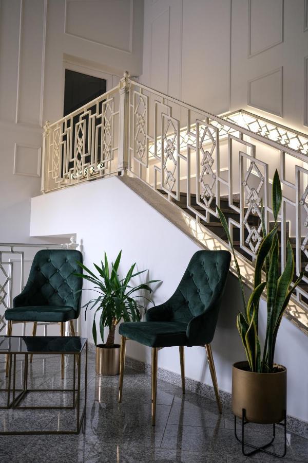 Bohema Hotel Telšiai Екстериор снимка