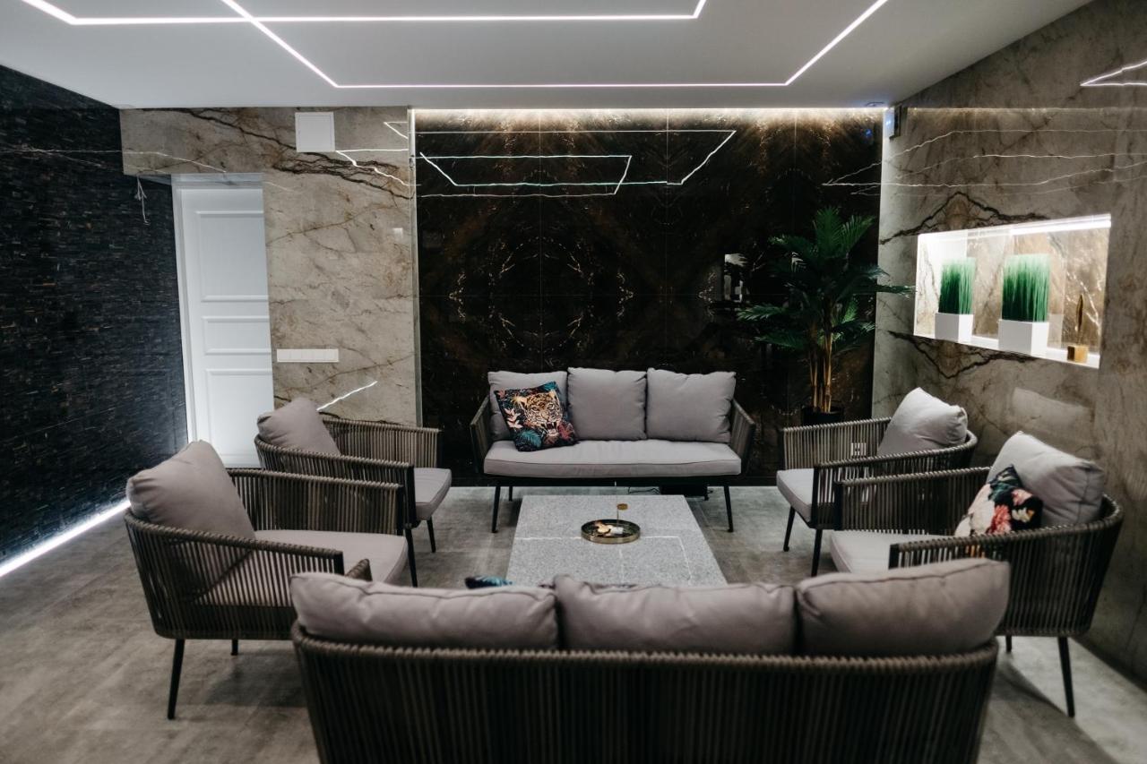 Bohema Hotel Telšiai Екстериор снимка