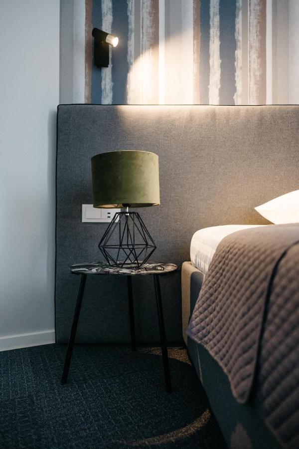 Bohema Hotel Telšiai Екстериор снимка